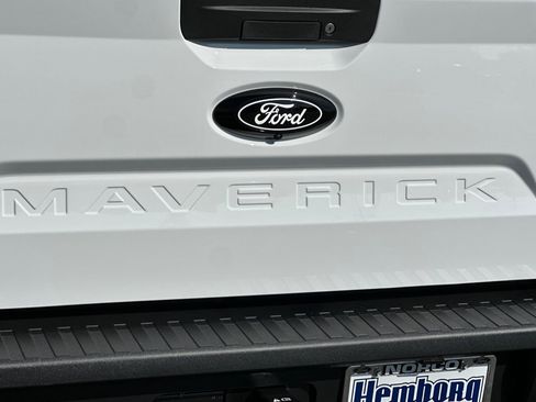 New 2025 Ford Maverick XLT w/ Black Appearance Package image 25