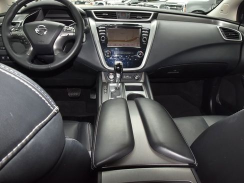 Used 2020 Nissan Murano SL w/ Moonroof Package FWD image 16