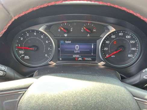 Used 2023 Chevrolet Equinox RS image 25