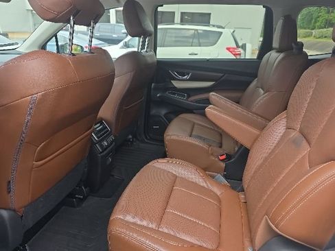 Used 2021 Subaru Ascent Touring w/ Popular Package #2A AWD/4WD image 9