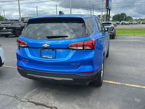 Used 2024 Chevrolet Equinox LT AWD/4WD image 2