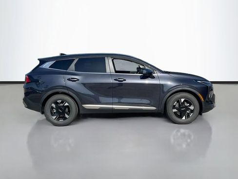 New 2026 Kia Sportage LX FWD image 8