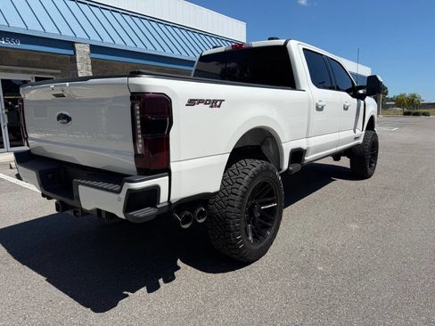 Used 2023 Ford F250 Lariat w/ Lariat Ultimate Package AWD/4WD image 6