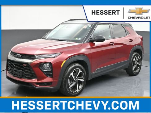 Used 2023 Chevrolet TrailBlazer RS w/ Convenience Package FWD image 1