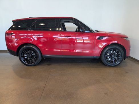 Used 2024 Land Rover Range Rover Sport SE image 6