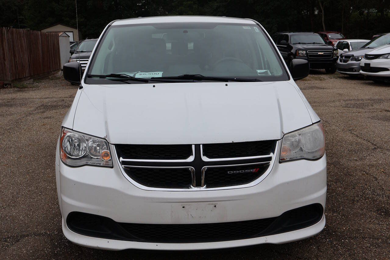 Used 2016 Dodge Grand Caravan SE w/ Quick Order Package 29E SE FWD image 2