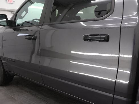 Used 2023 RAM 1500 Big Horn AWD/4WD image 31