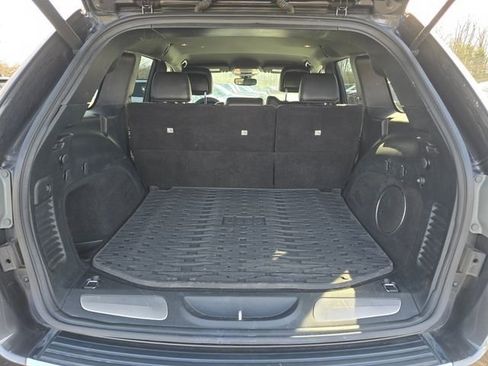 Used 2017 Jeep Grand Cherokee Limited image 38