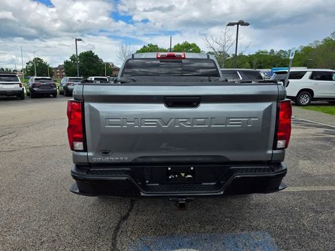 Used 2023 Chevrolet Colorado Trail Boss w/ Advanced Trailering Package AWD/4WD image 3