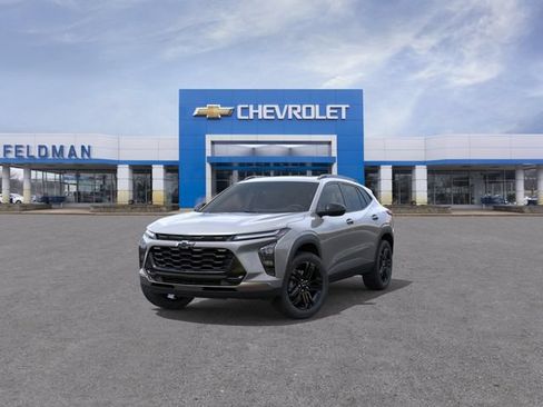 New 2026 Chevrolet Trax ACTIV w/ Sunroof Package FWD image 8