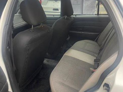 Used 2008 Ford Crown Victoria Police Interceptor image 8
