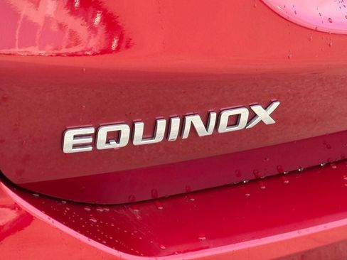 Used 2023 Chevrolet Equinox LT FWD image 9