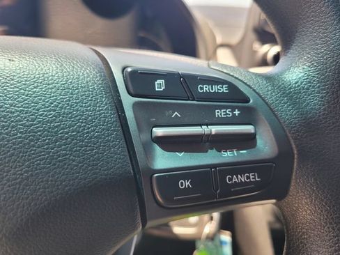 Used 2019 Hyundai Kona SE FWD image 27