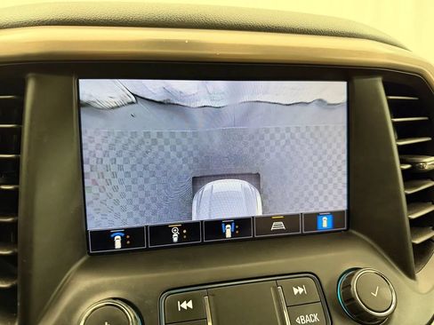 Used 2021 GMC Acadia Denali w/ Denali Technology Package AWD/4WD image 23
