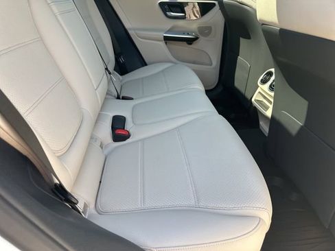 New 2026 Mercedes-Benz GLC 300 image 29