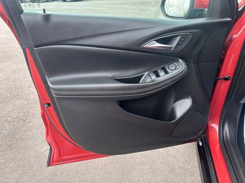 Used 2024 Buick Encore GX Sport Touring image 17