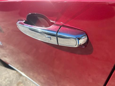 Used 2019 Chevrolet Traverse Premier w/ Driver Confidence II Package image 21