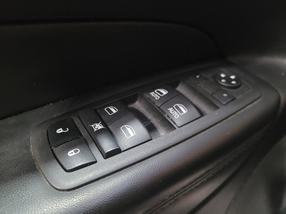 Used 2021 Jeep Grand Cherokee Limited AWD/4WD image 27