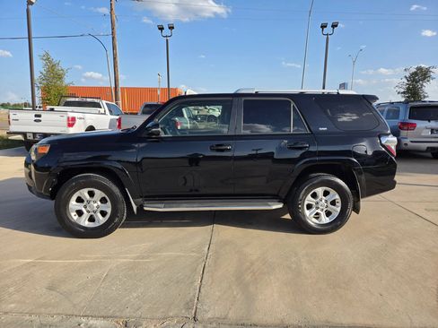 Used 2016 Toyota 4Runner SR5 Premium AWD/4WD image 38