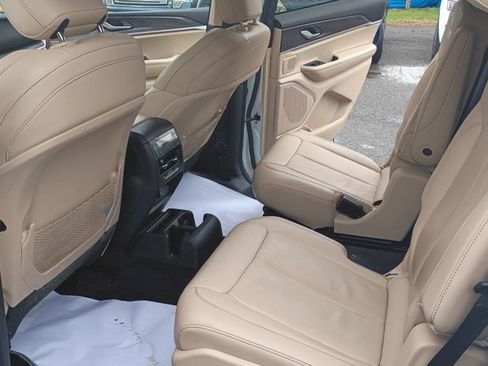 Used 2022 Jeep Grand Cherokee L Limited AWD/4WD image 14