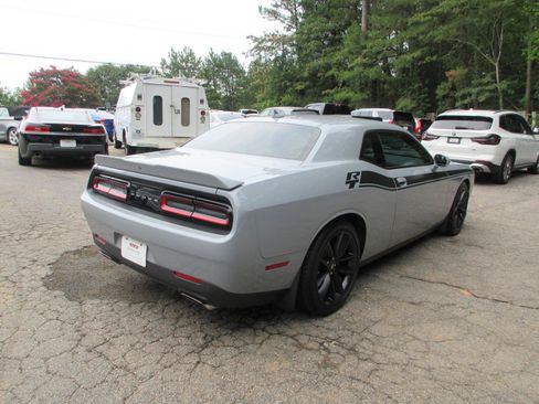 Used 2022 Dodge Challenger R/T w/ Performance Handling Group RWD image 5