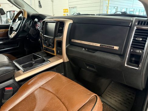 Used 2014 RAM 2500 Longhorn w/ Convenience Group AWD/4WD image 6