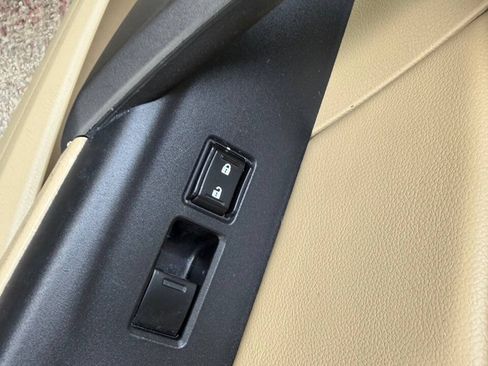 Used 2010 Honda Accord LX-S image 14