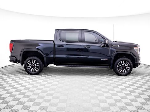 Used 2023 GMC Sierra 1500 AT4 w/ Technology Package AWD/4WD image 7