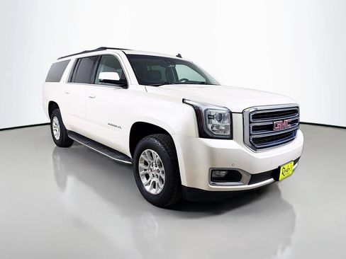 Used 2015 GMC Yukon XL SLT w/ Open Road Package AWD/4WD image 4
