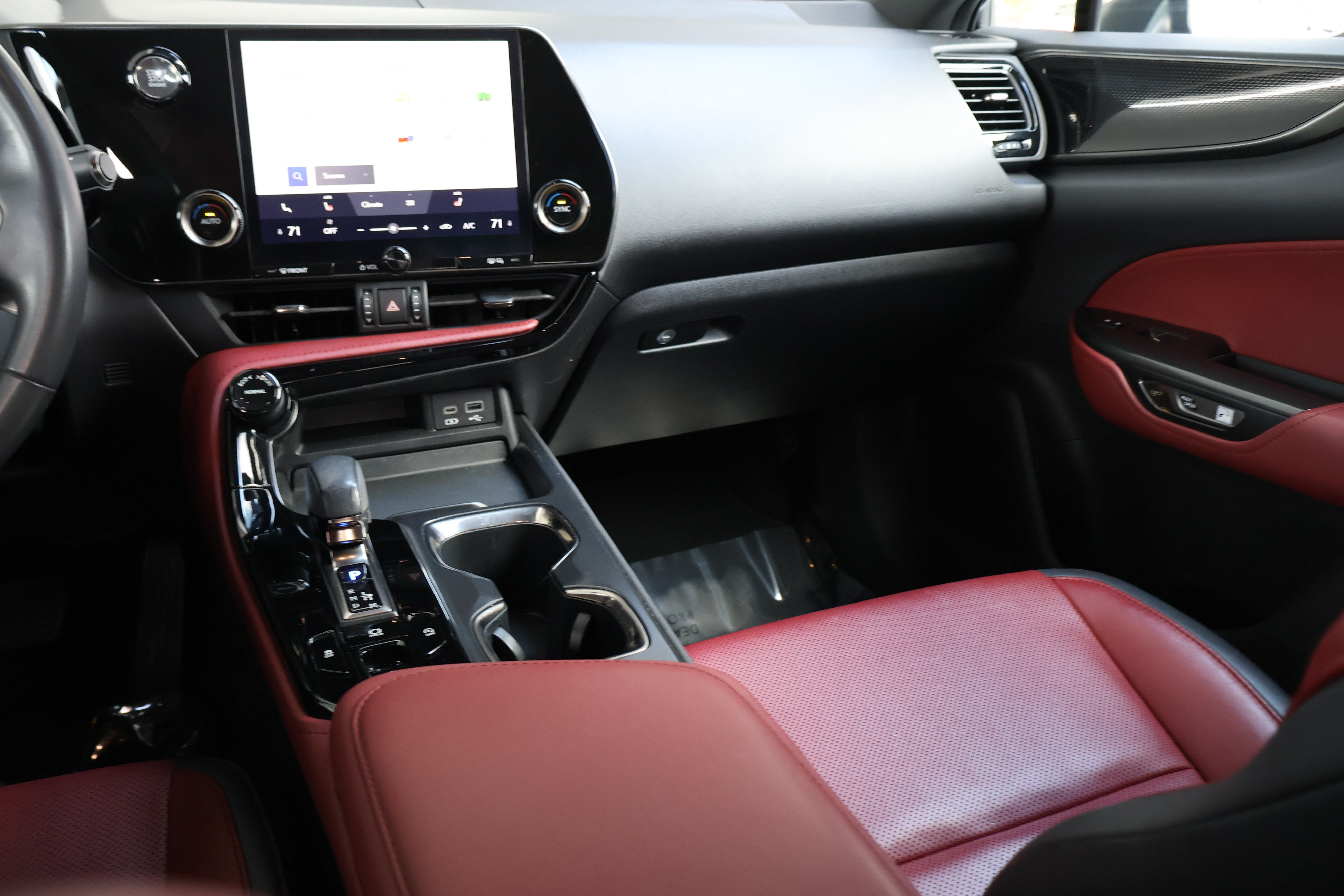 Used 2023 Lexus NX 250 FWD w/ Towing Package (2000 Lbs) image 20
