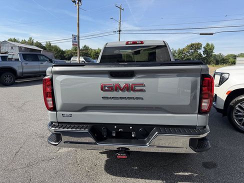 Used 2025 GMC Sierra 1500 Pro w/ Pro Value Package AWD/4WD image 10