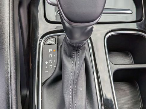 Used 2025 Kia Telluride S FWD image 14