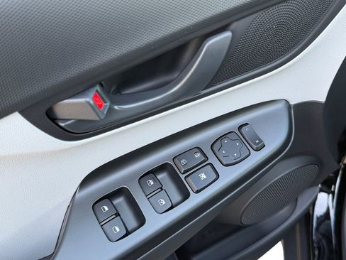 Certified 2023 Hyundai Kona SEL image 17