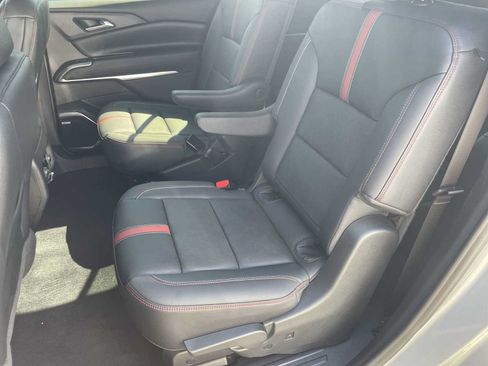 Used 2024 Chevrolet Traverse RS w/ LPO, Floor Liner Package AWD/4WD image 27