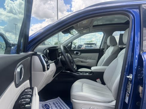 Used 2023 Kia Sorento SX AWD/4WD image 18