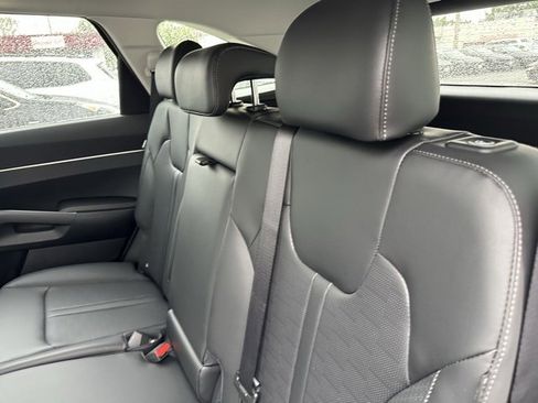 New 2026 Kia Sorento S w/ S Panoramic Sunroof Package image 16