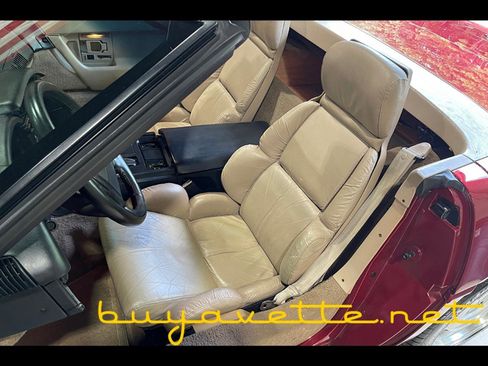 Used 1992 Chevrolet Corvette Convertible image 22