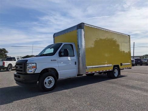 Used 2023 Ford E-350 and Econoline 350 Super Duty w/ Driver's Safety Package image 8