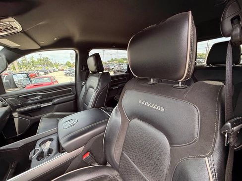 Used 2023 RAM 1500 Laramie AWD/4WD image 13