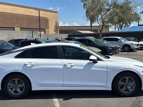 Used 2022 Kia K5 LXS FWD image 3