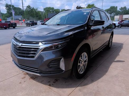 Used 2023 Chevrolet Equinox LT FWD image 4