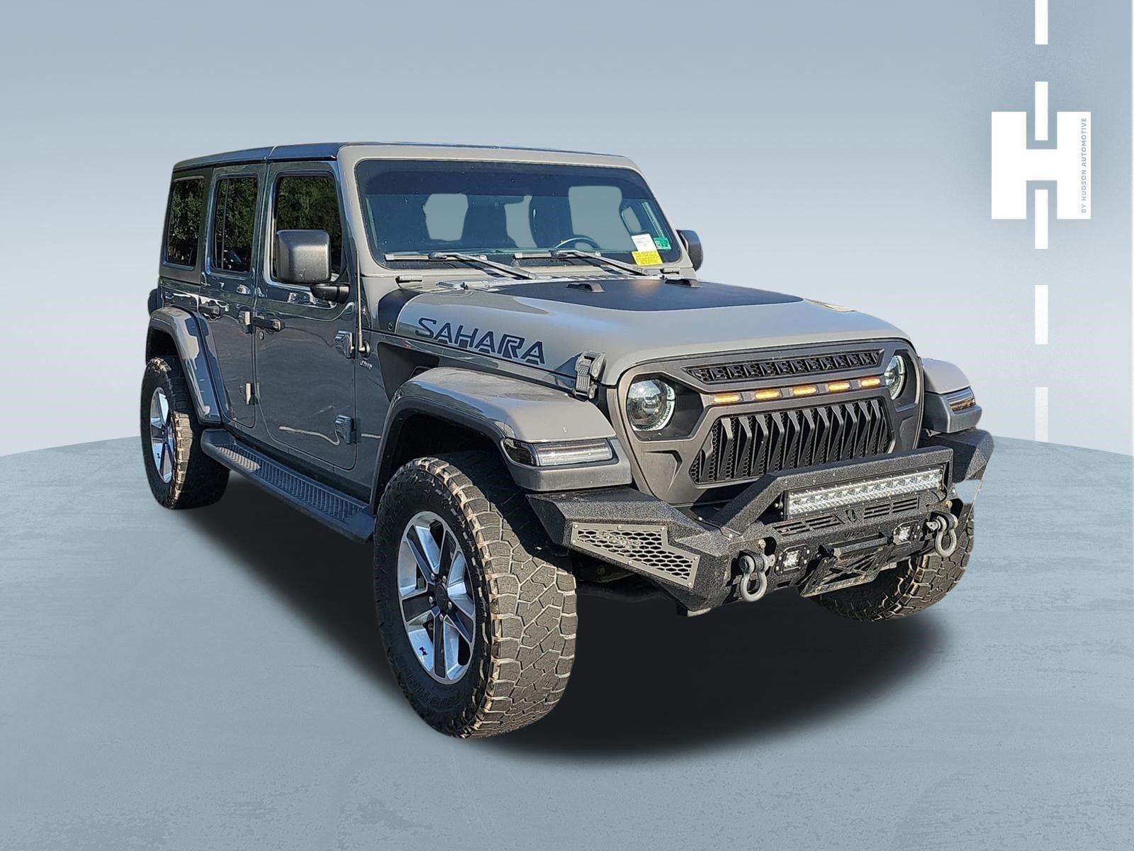 Used 2018 Jeep Wrangler Unlimited Sahara AWD/4WD image 1