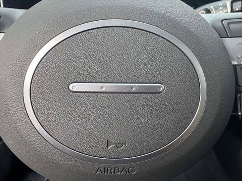 Used 2025 Hyundai Sonata Limited FWD image 32