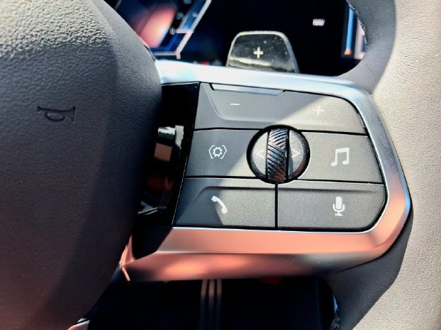 New 2027 BMW X1 xDrive28i w/ Technology Package AWD/4WD image 17
