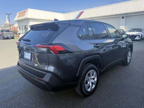 Used 2024 Toyota RAV4 LE image 5