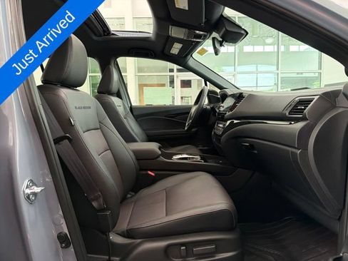 Used 2025 Honda Ridgeline Black Edition image 15