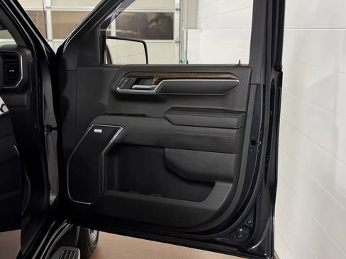 Used 2022 GMC Sierra 1500 Elevation w/ Preferred Package AWD/4WD image 39