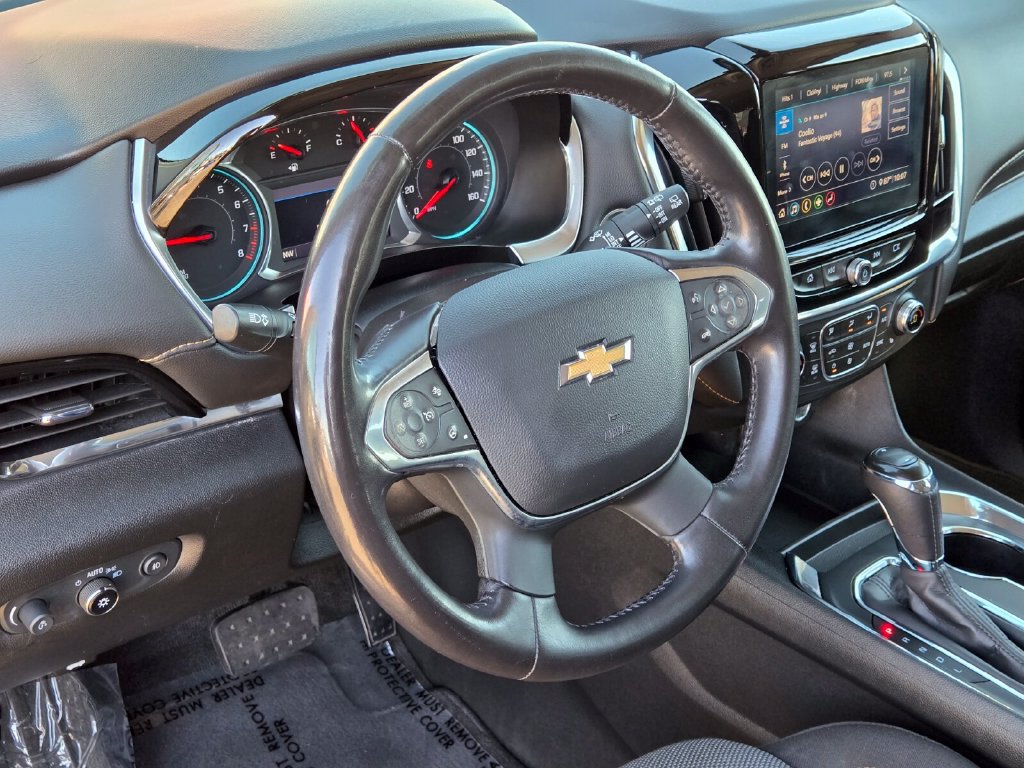 Used 2020 Chevrolet Traverse LT w/ Driver Confidence II Package AWD/4WD image 27