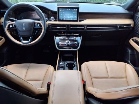 Used 2022 Lincoln Corsair Reserve AWD/4WD image 9