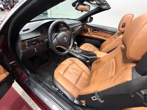 Used 2010 BMW 328i Convertible RWD image 19